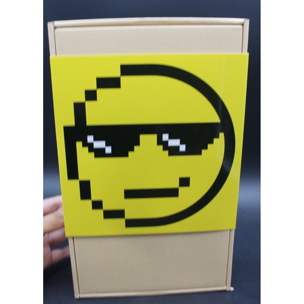 Mojipic MJ1901 Smart LED Car Window Emoji Display Pixel Art Sign New